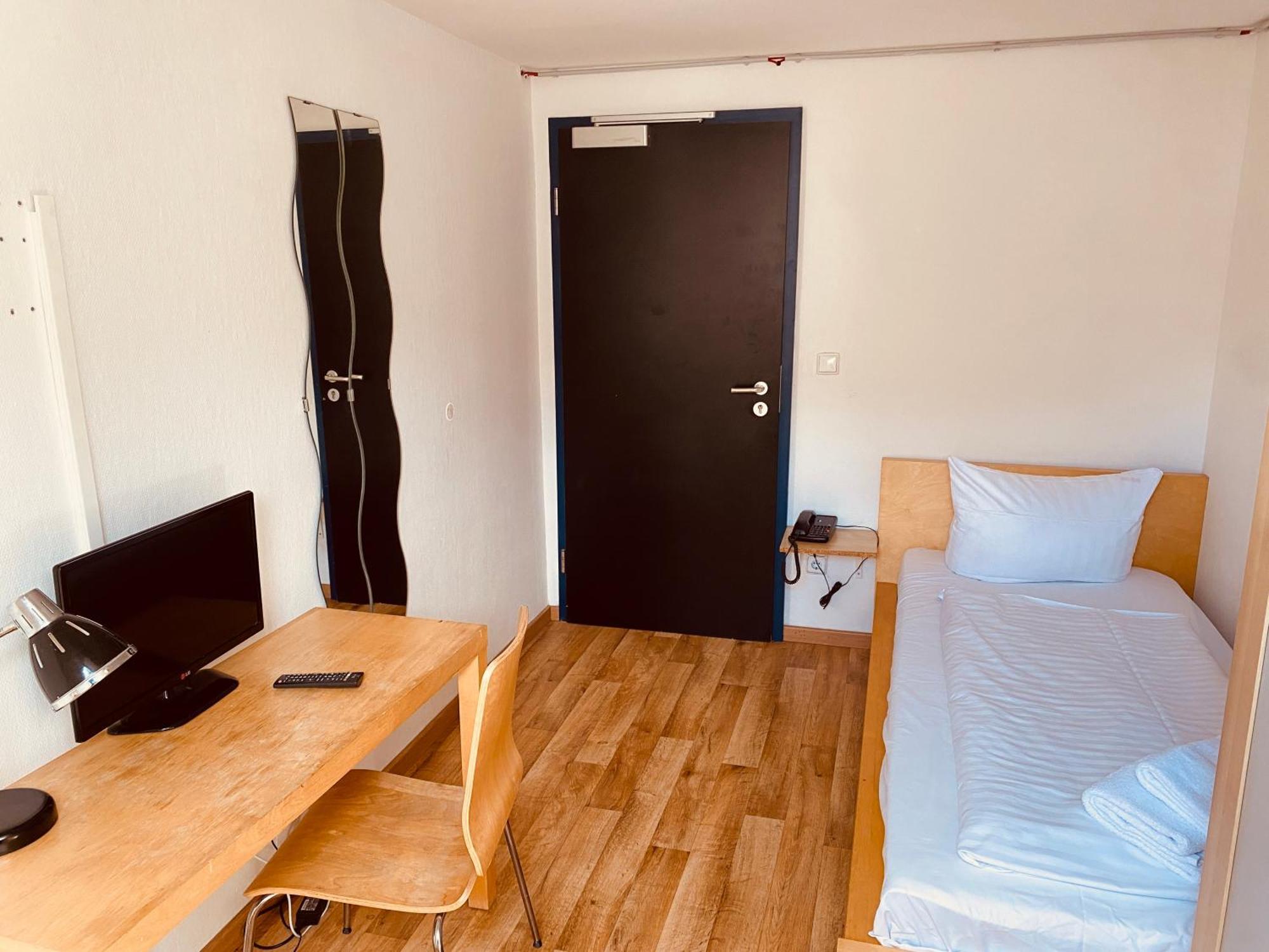 Stay Inn Central Station Frankfurt am Main Buitenkant foto