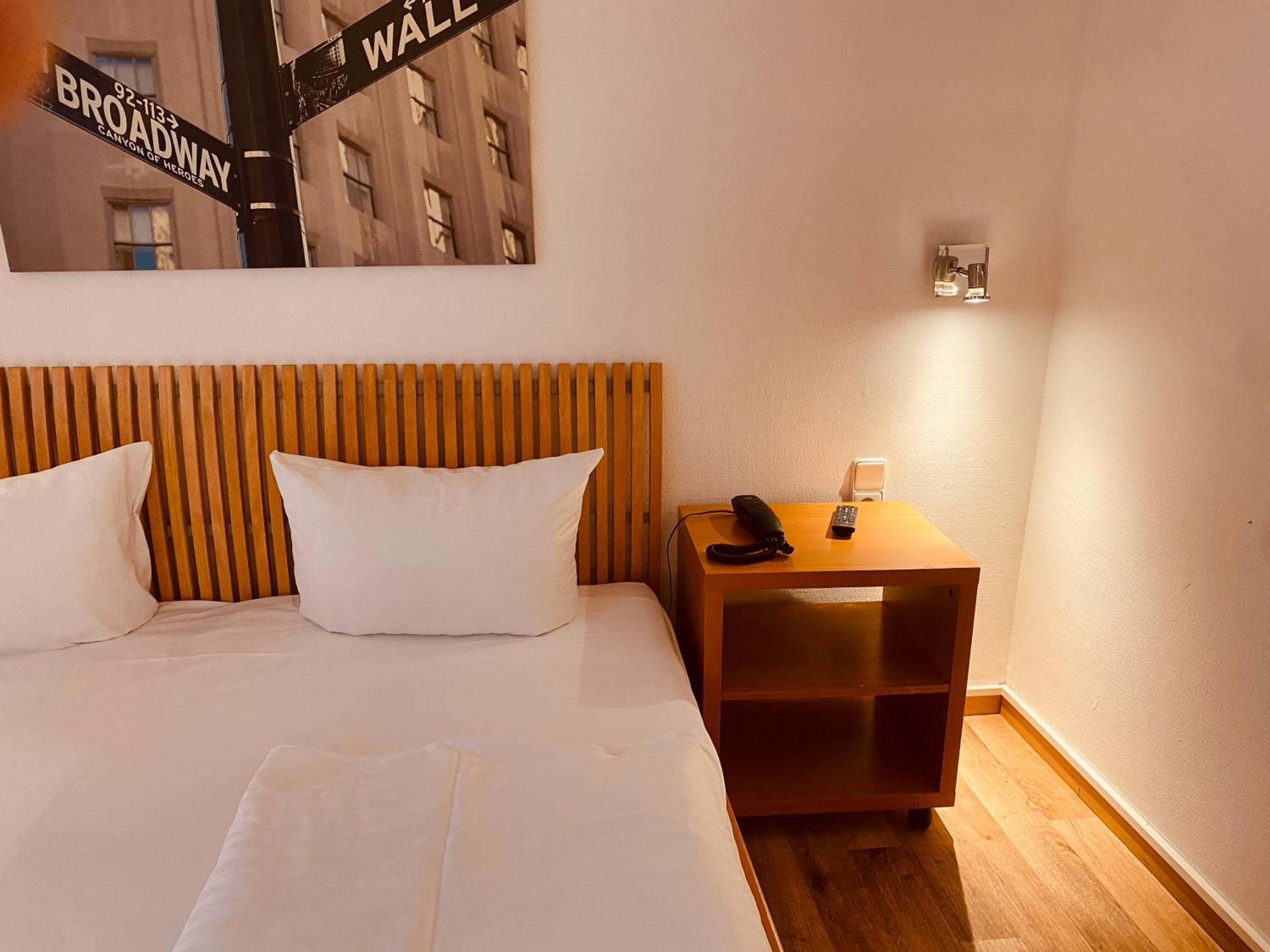 Stay Inn Central Station Frankfurt am Main Buitenkant foto